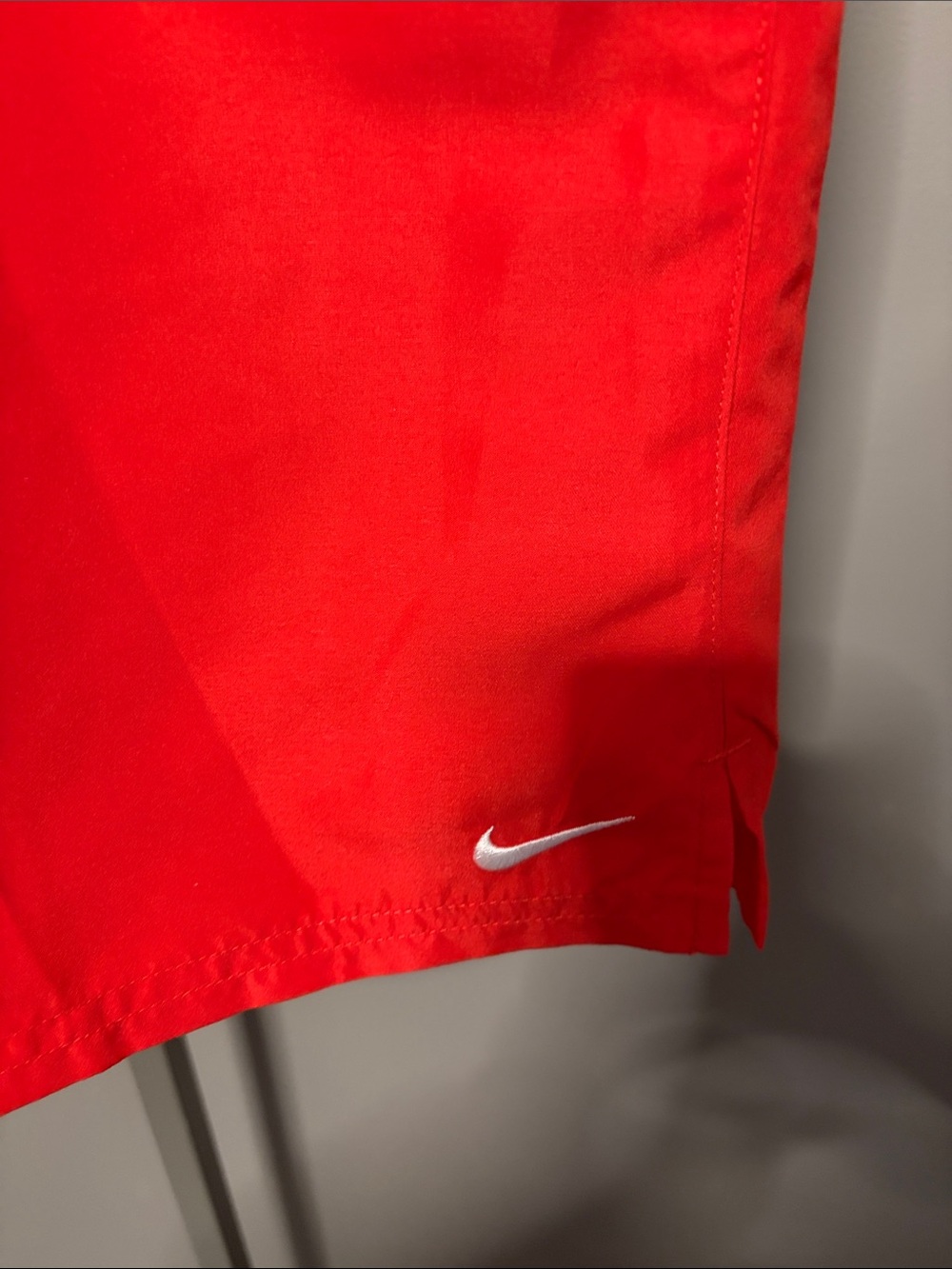 Nike Men’s Red Swim Shorts with Black Drawcord Size XL NWT - Picture 2 of 7